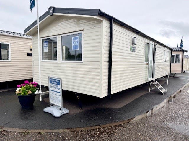2 bedroom Static Home For Sale