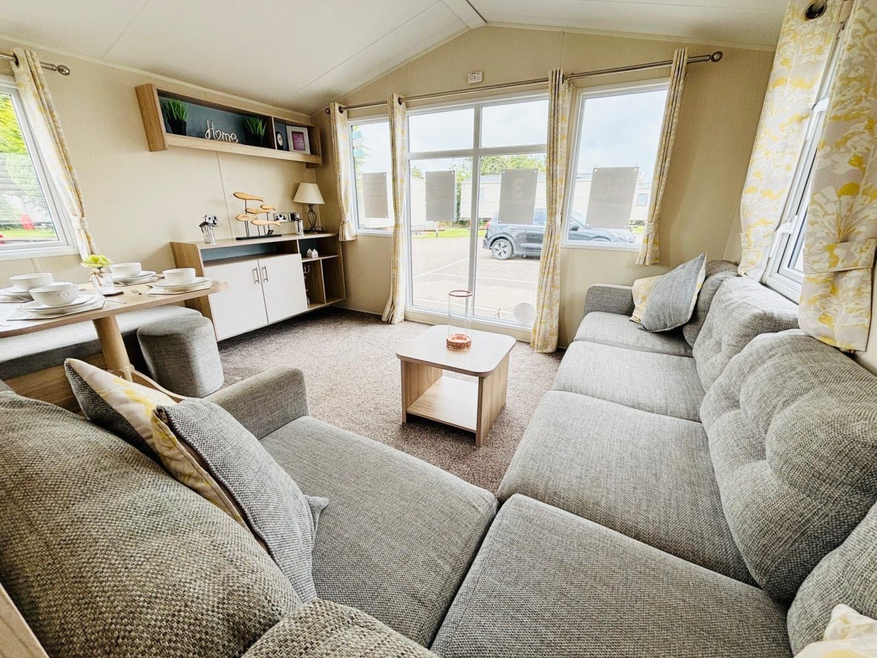 3 bedroom Static Home For Sale