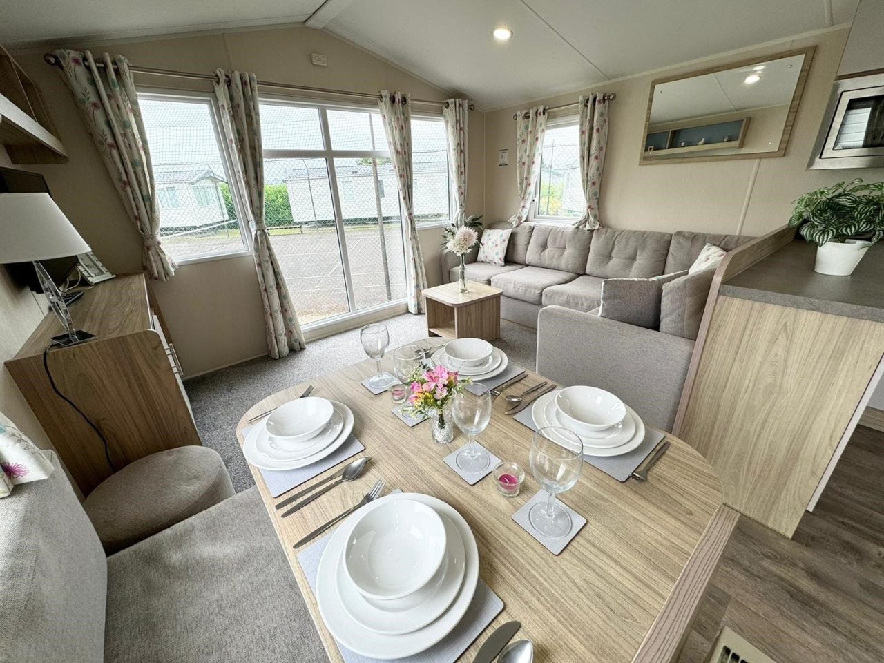 2 bedroom Mobile home For Sale