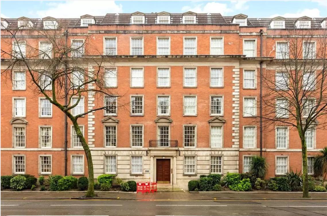 1 bedroom Apartment For Sale