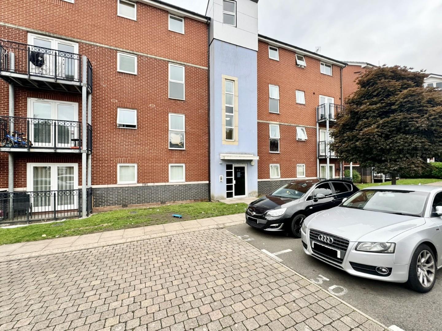 2 bedroom Apartment Let