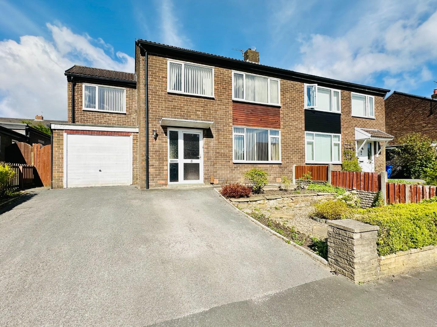 4 bedroom Semi-Detached Under Offer