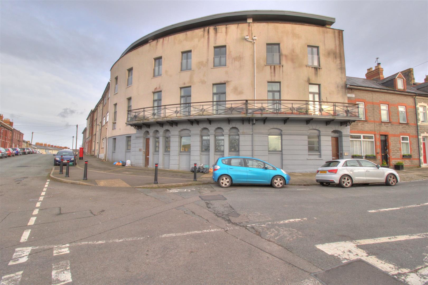 1 bedroom Apartment Let