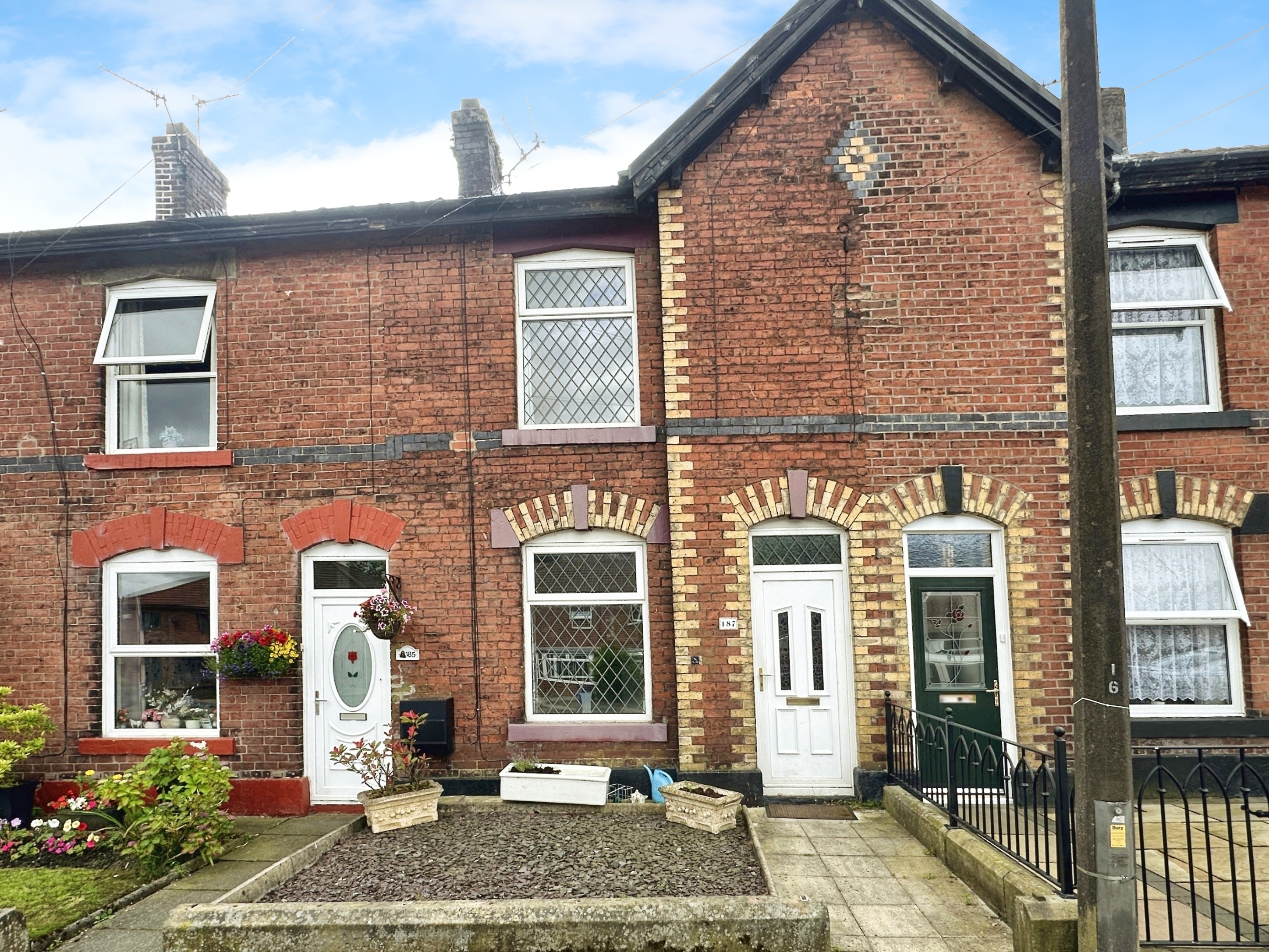 2 bedroom House (unspecified) SSTC