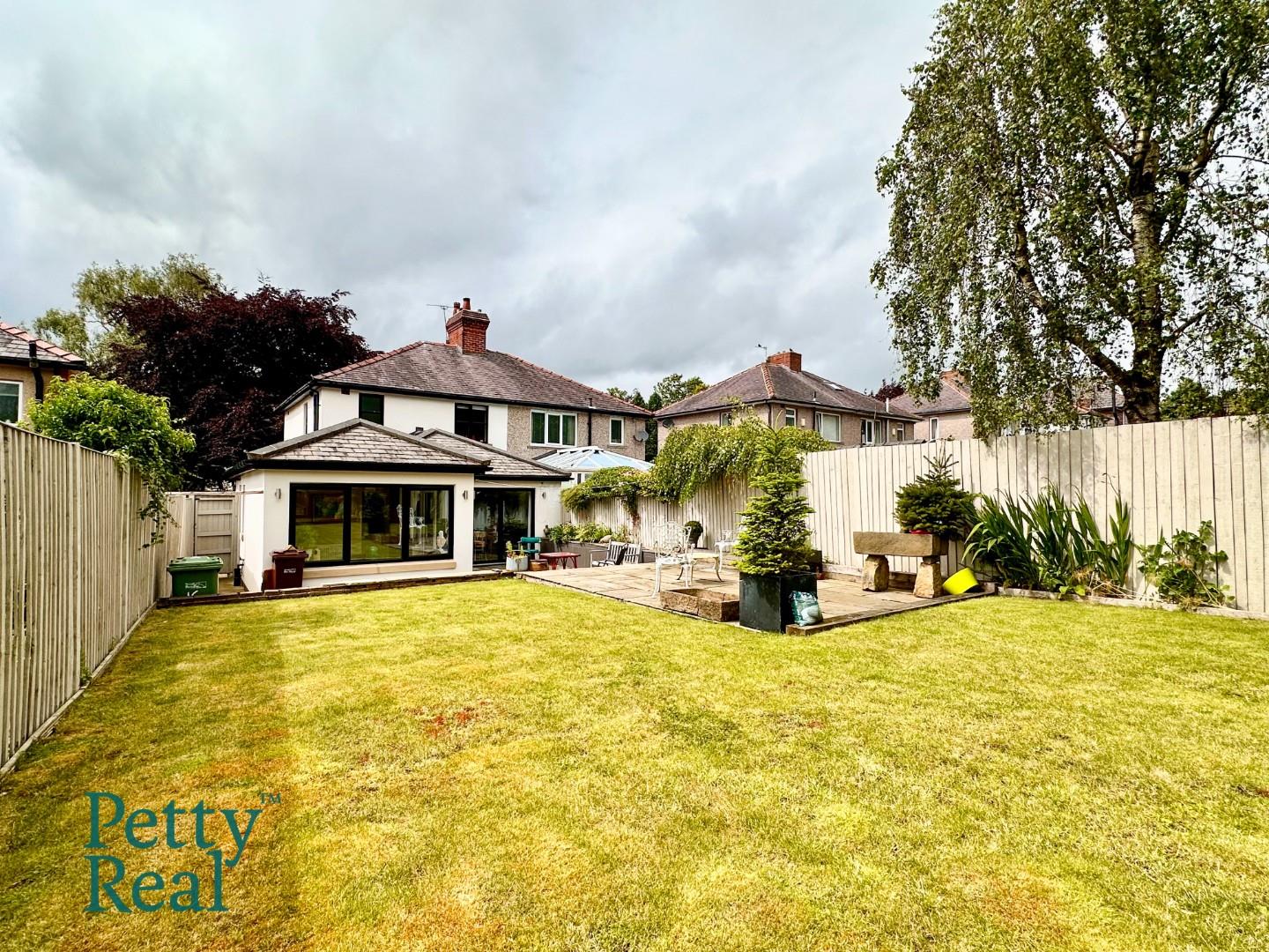 3 bedroom Semi-Detached SSTC
