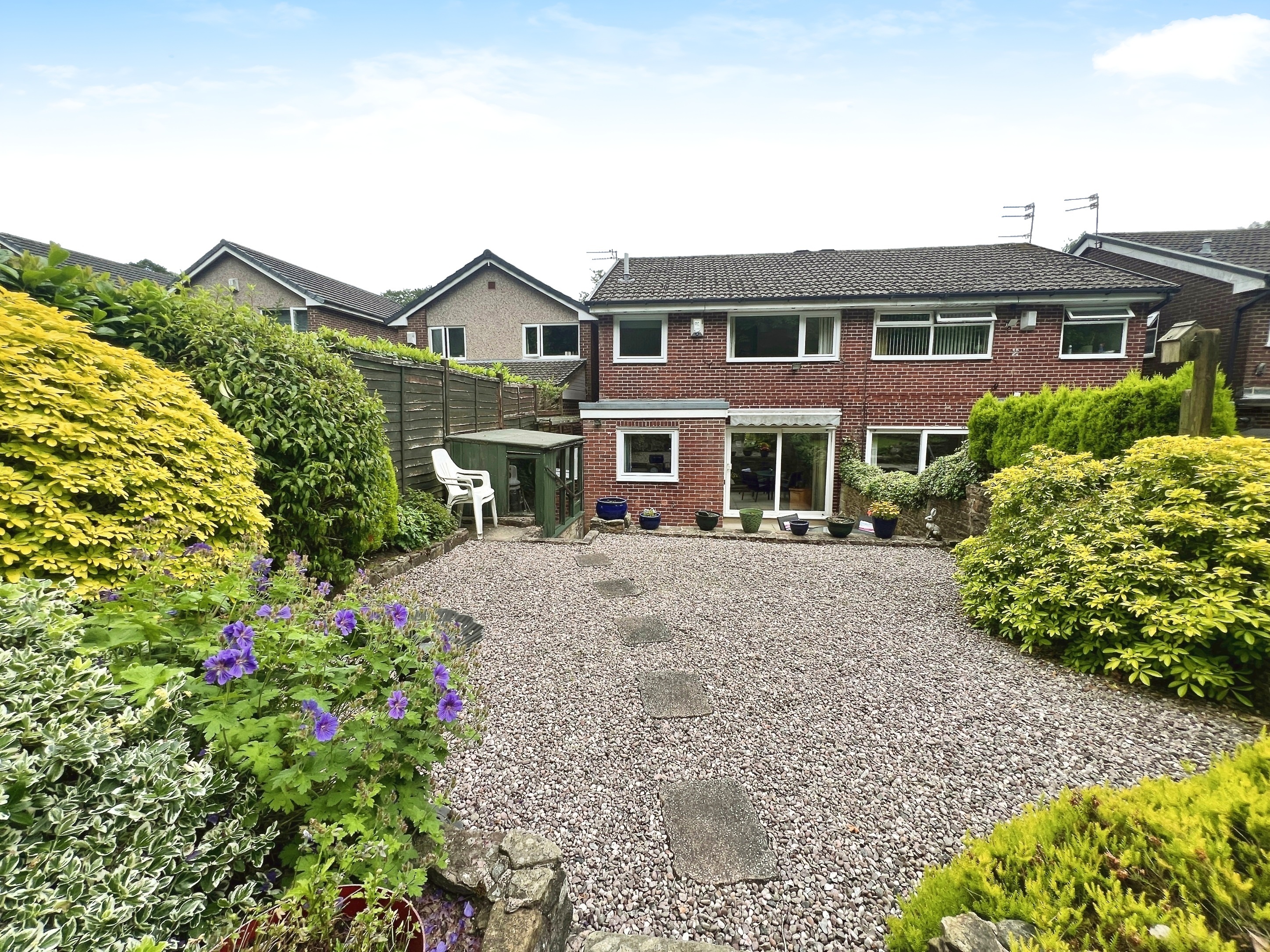 3 bedroom House For Sale