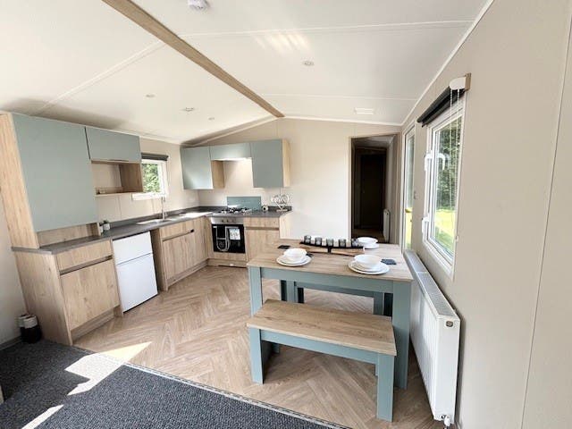 2 bedroom Static Home For Sale
