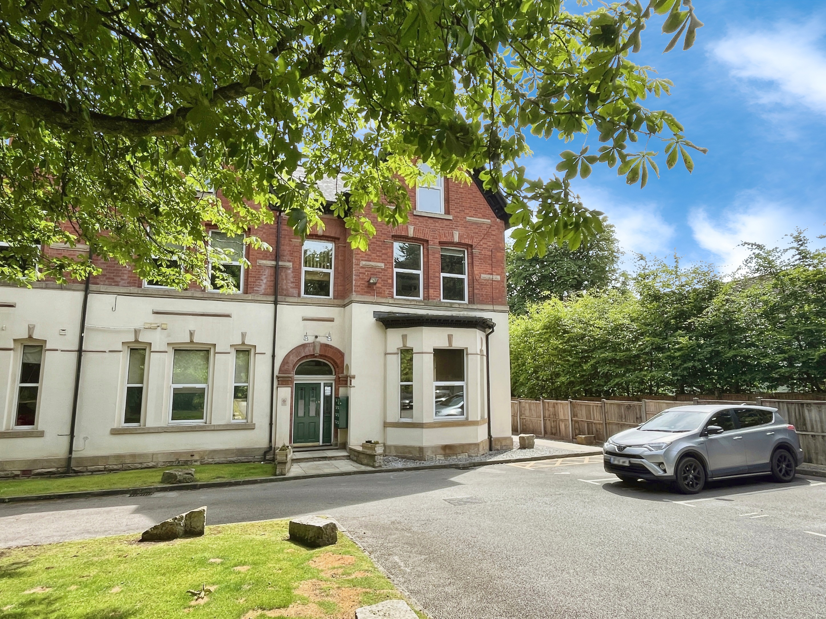 1 bedroom Property For Sale