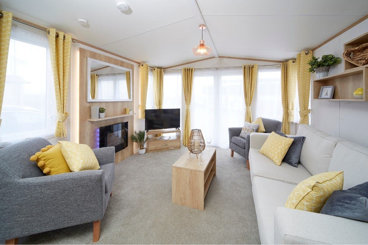 2 bedroom Lodge For Sale