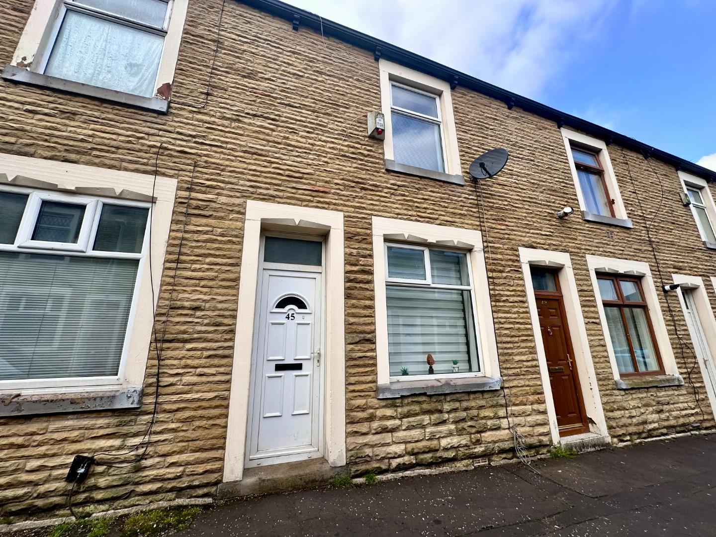 2 bedroom Terraced For Sale