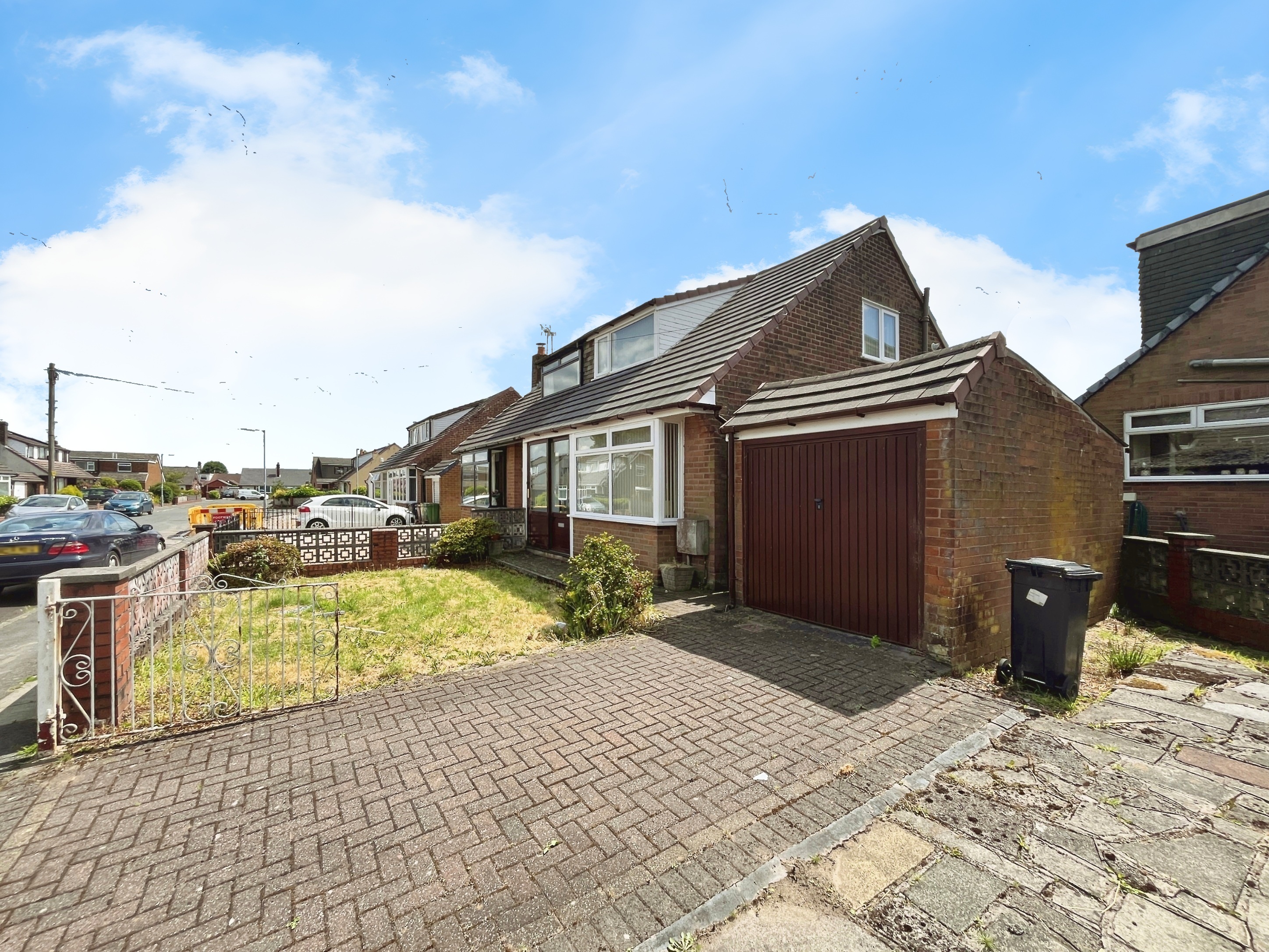 3 bedroom House For Sale