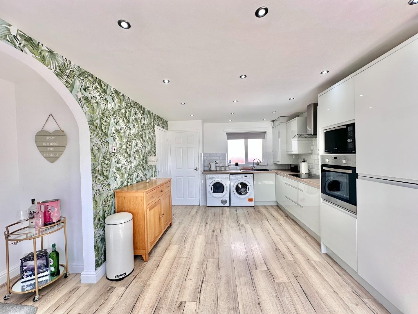 4 bedroom House SSTC