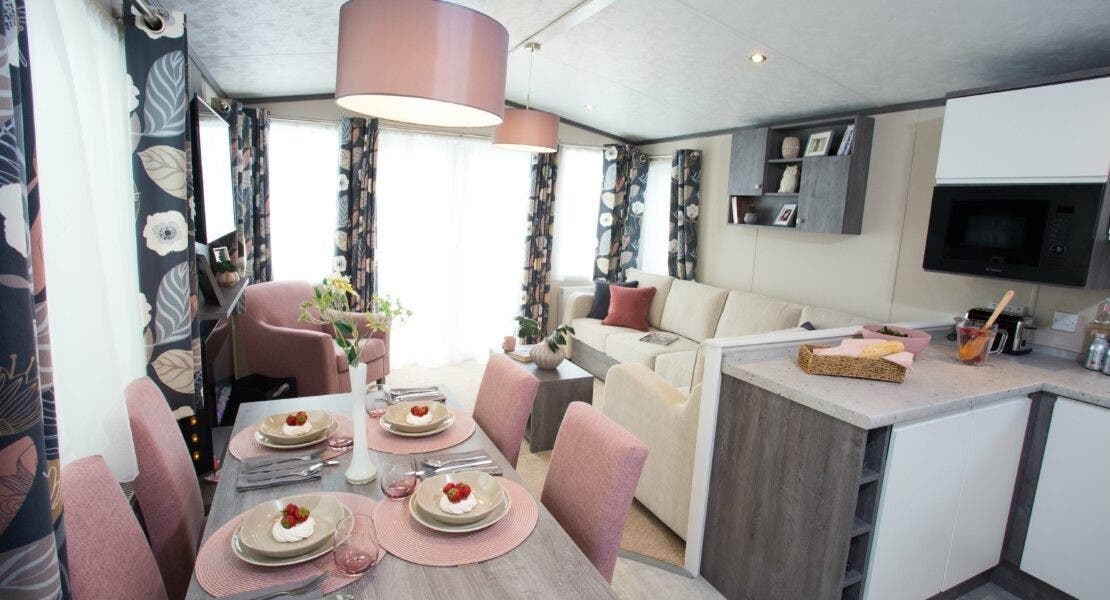 3 bedroom Static Home For Sale