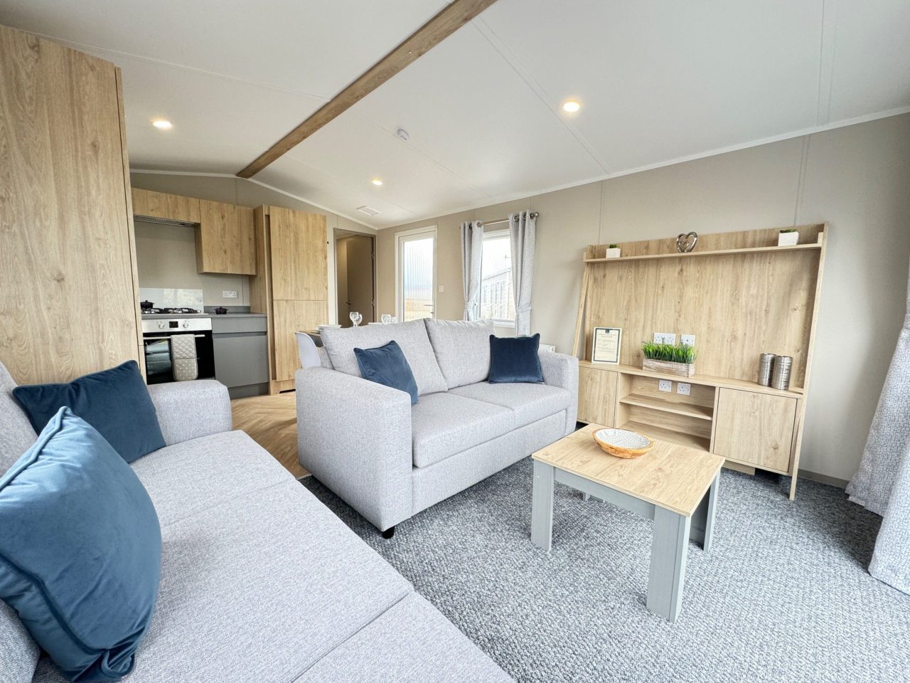 2 bedroom Static Home For Sale