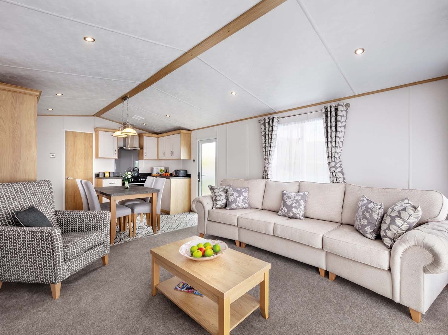 2 bedroom Static Home For Sale