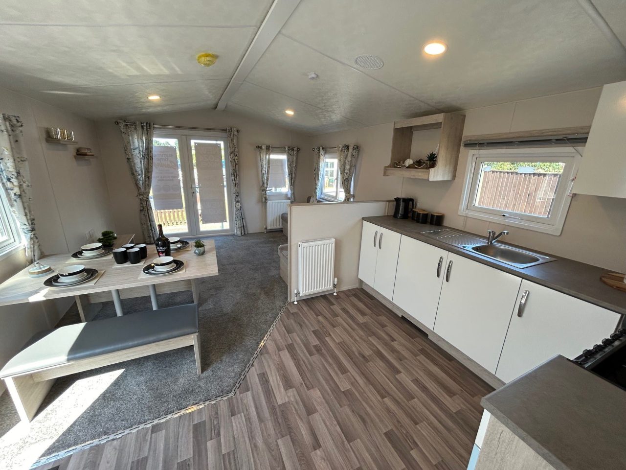 2 bedroom Static Home For Sale