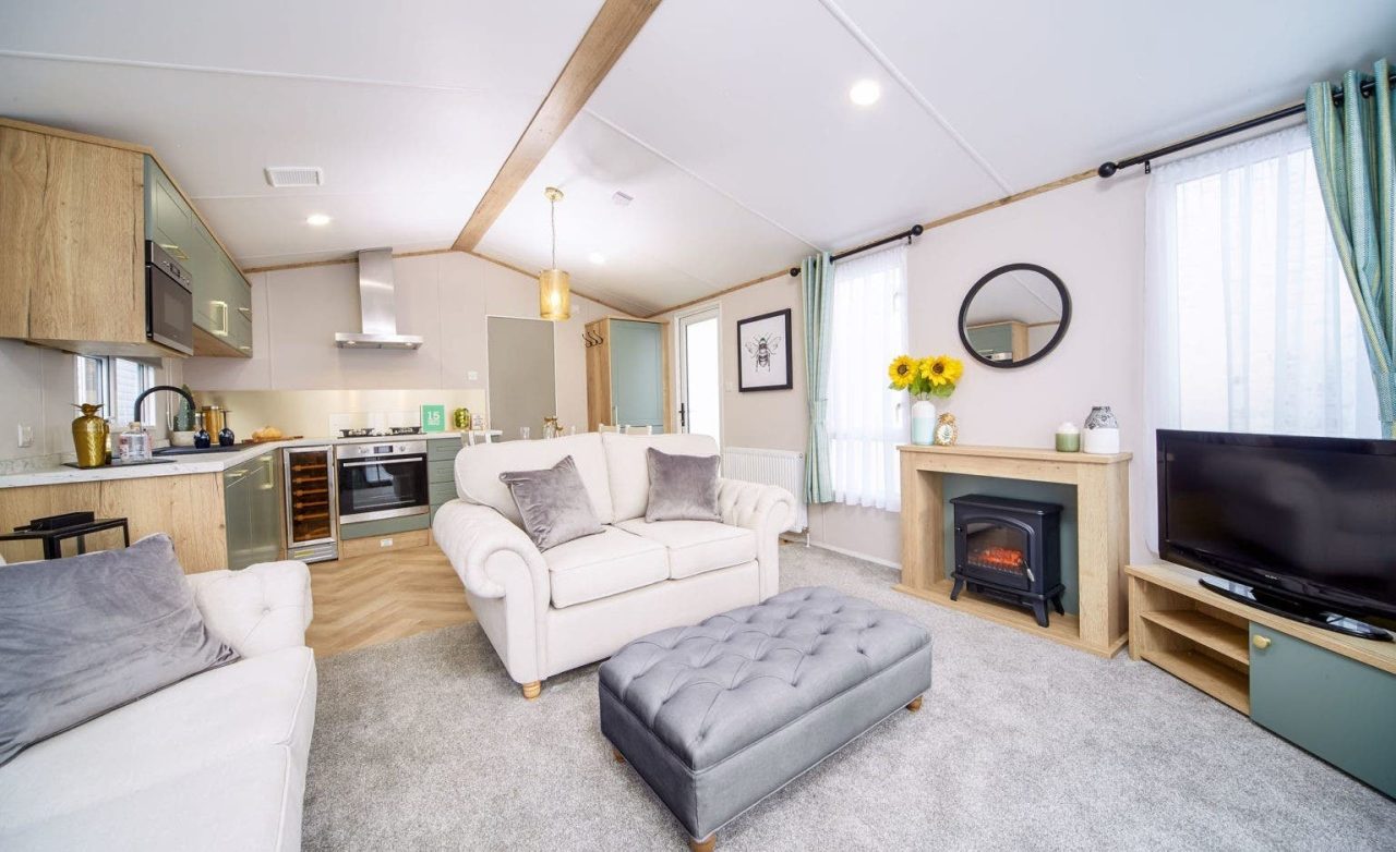 2 bedroom Static Home For Sale