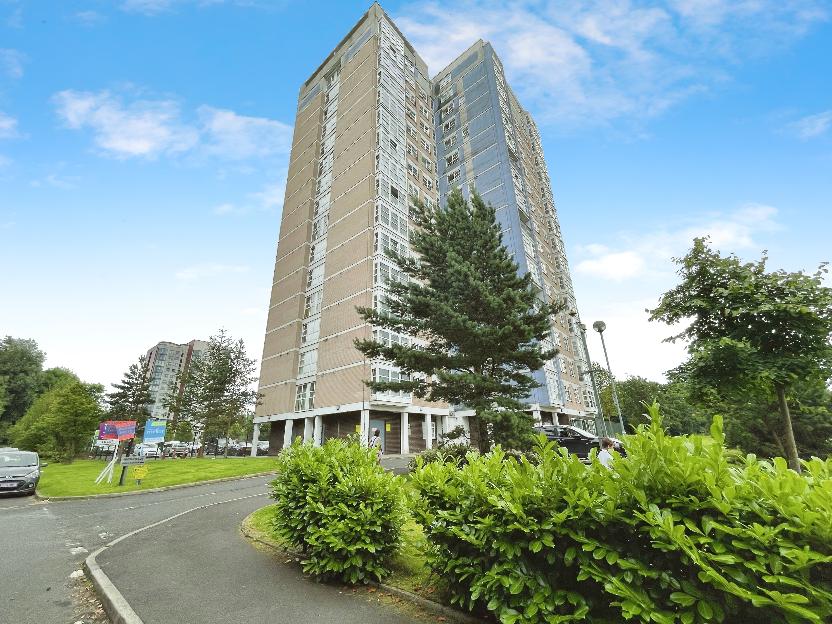 3 bedroom Flat SSTC