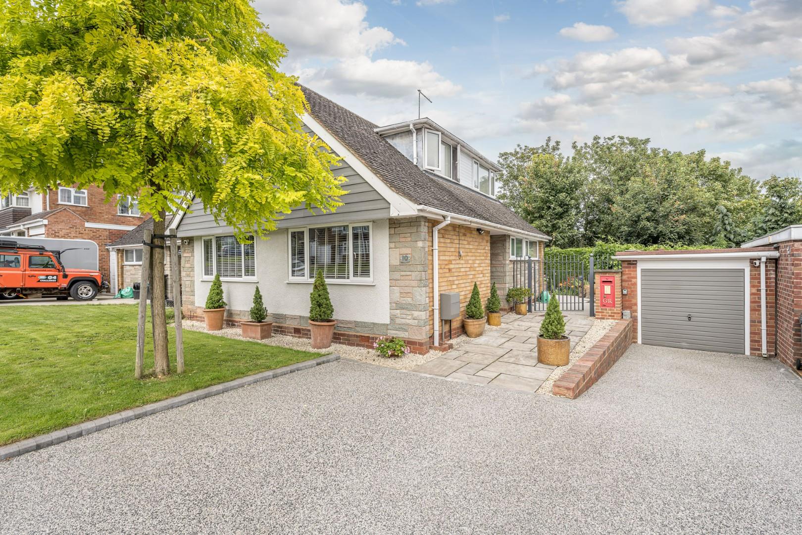 3 bedroom Bungalow For Sale