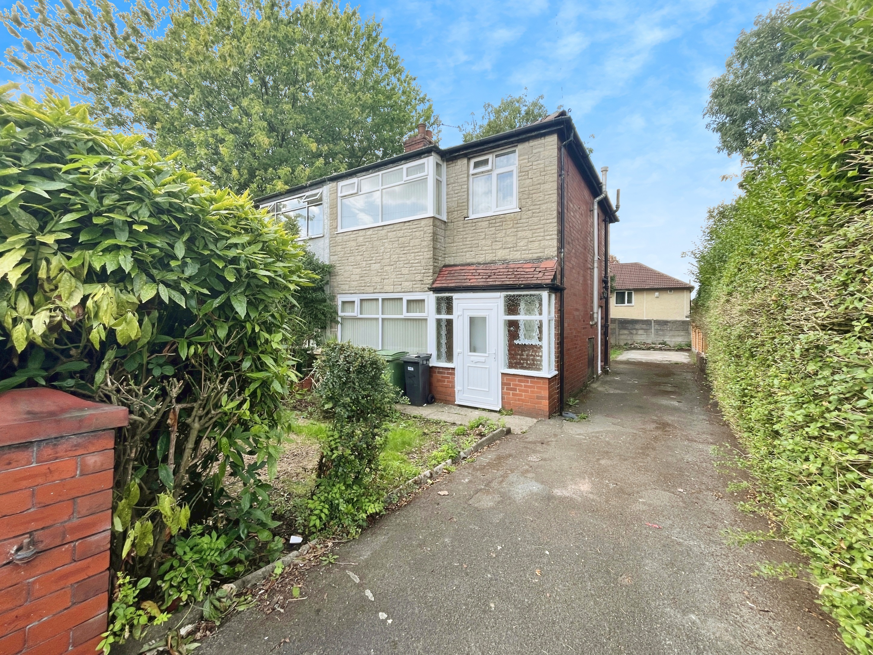 3 bedroom House For Sale