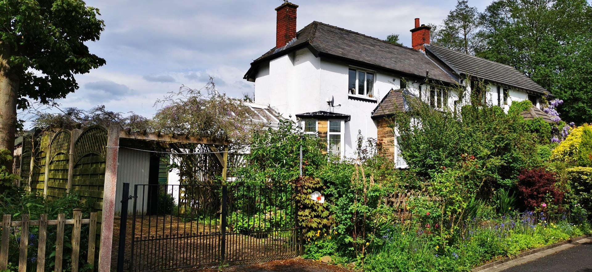 2 bedroom Semi-Detached SSTC