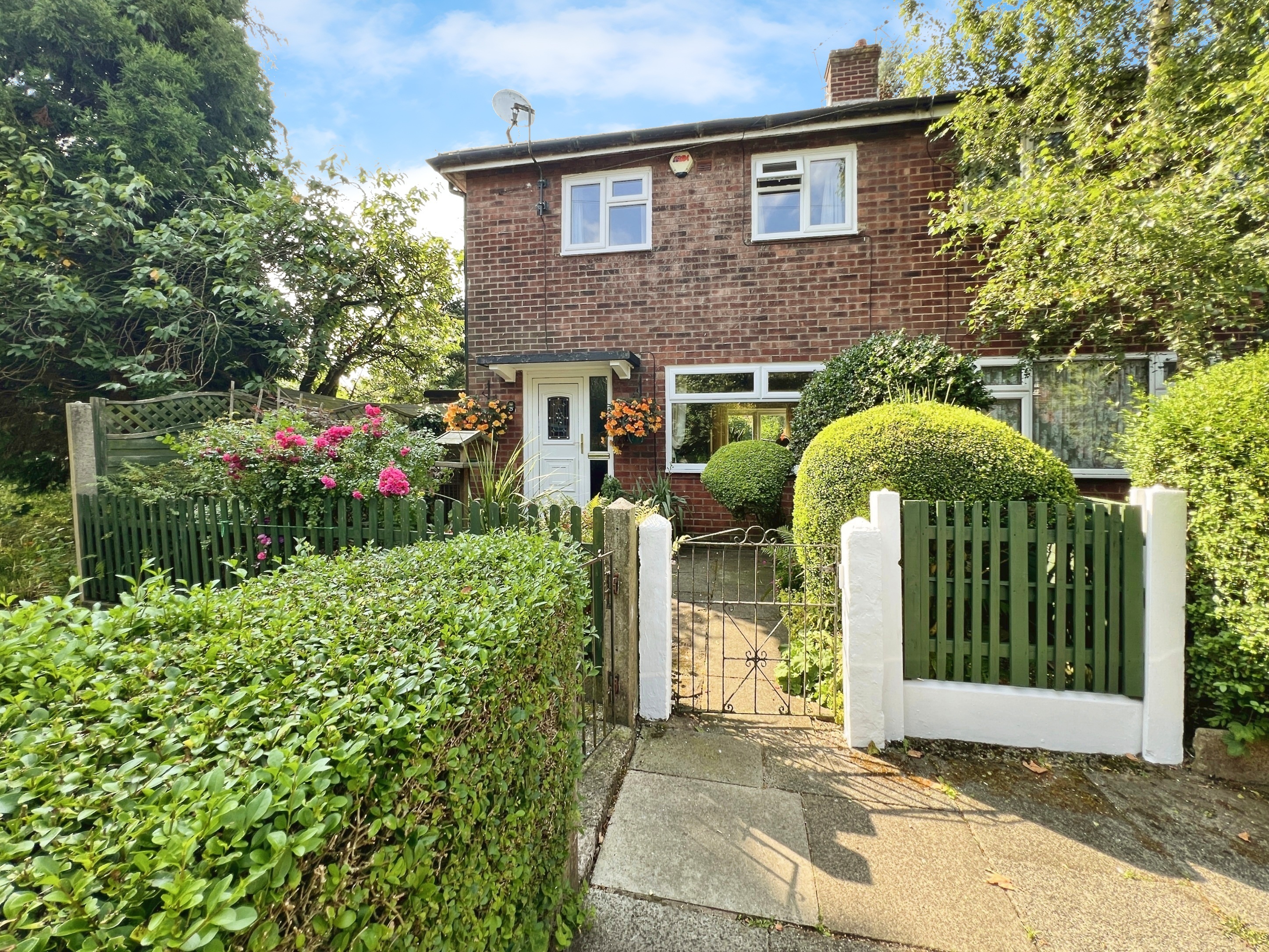 2 bedroom House (unspecified) SSTC