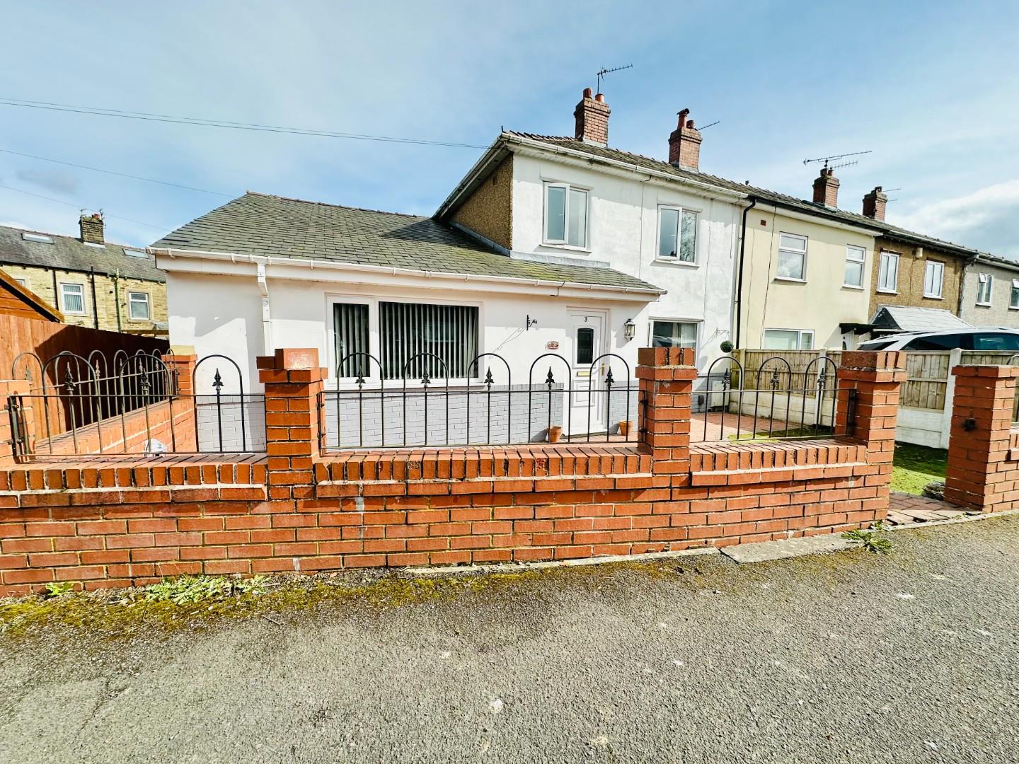 4 bedroom Semi-Detached For Sale