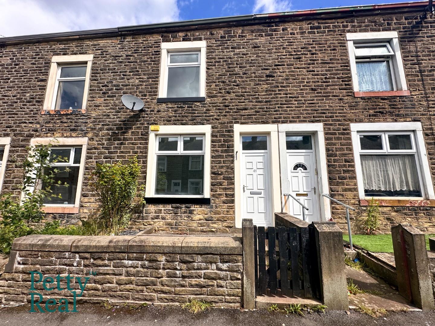 3 bedroom Terraced SSTC