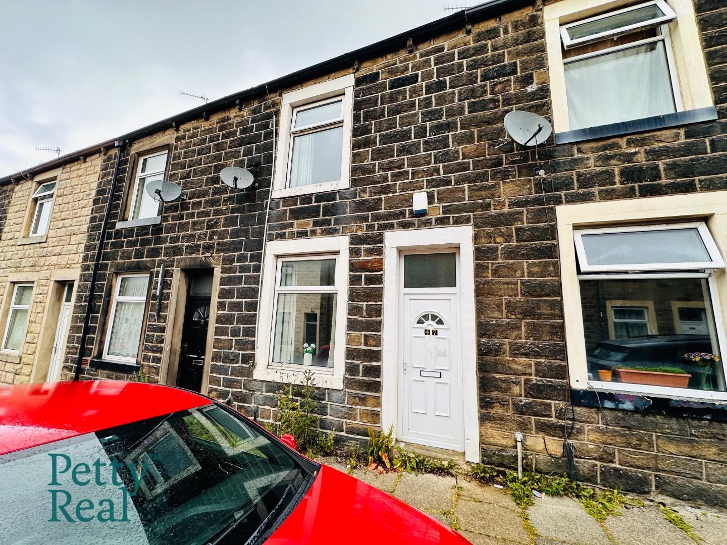 2 bedroom Terraced For Sale