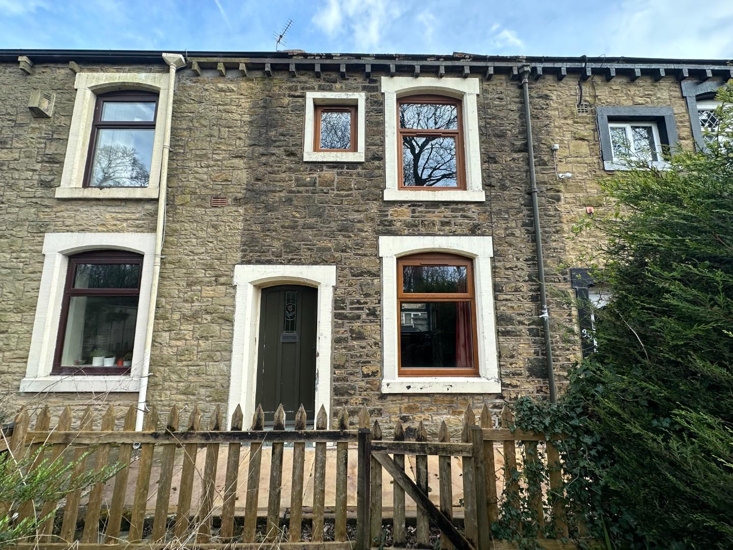 2 bedroom Terraced SSTC