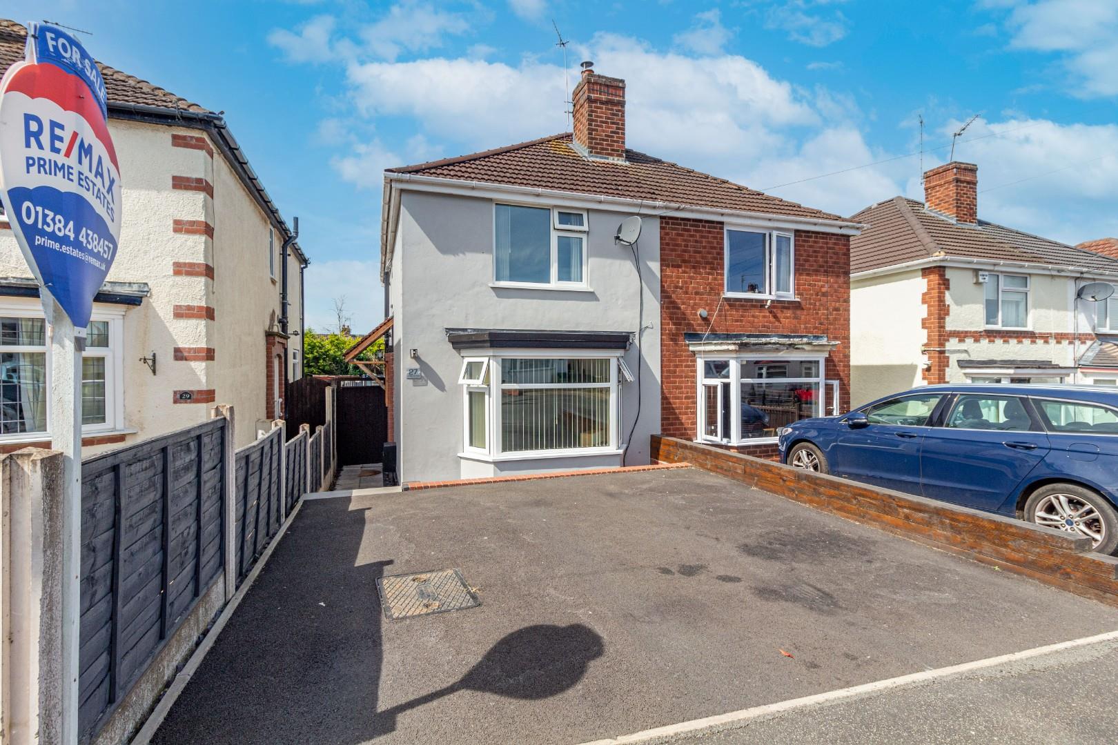 2 bedroom Semi-Detached House For Sale