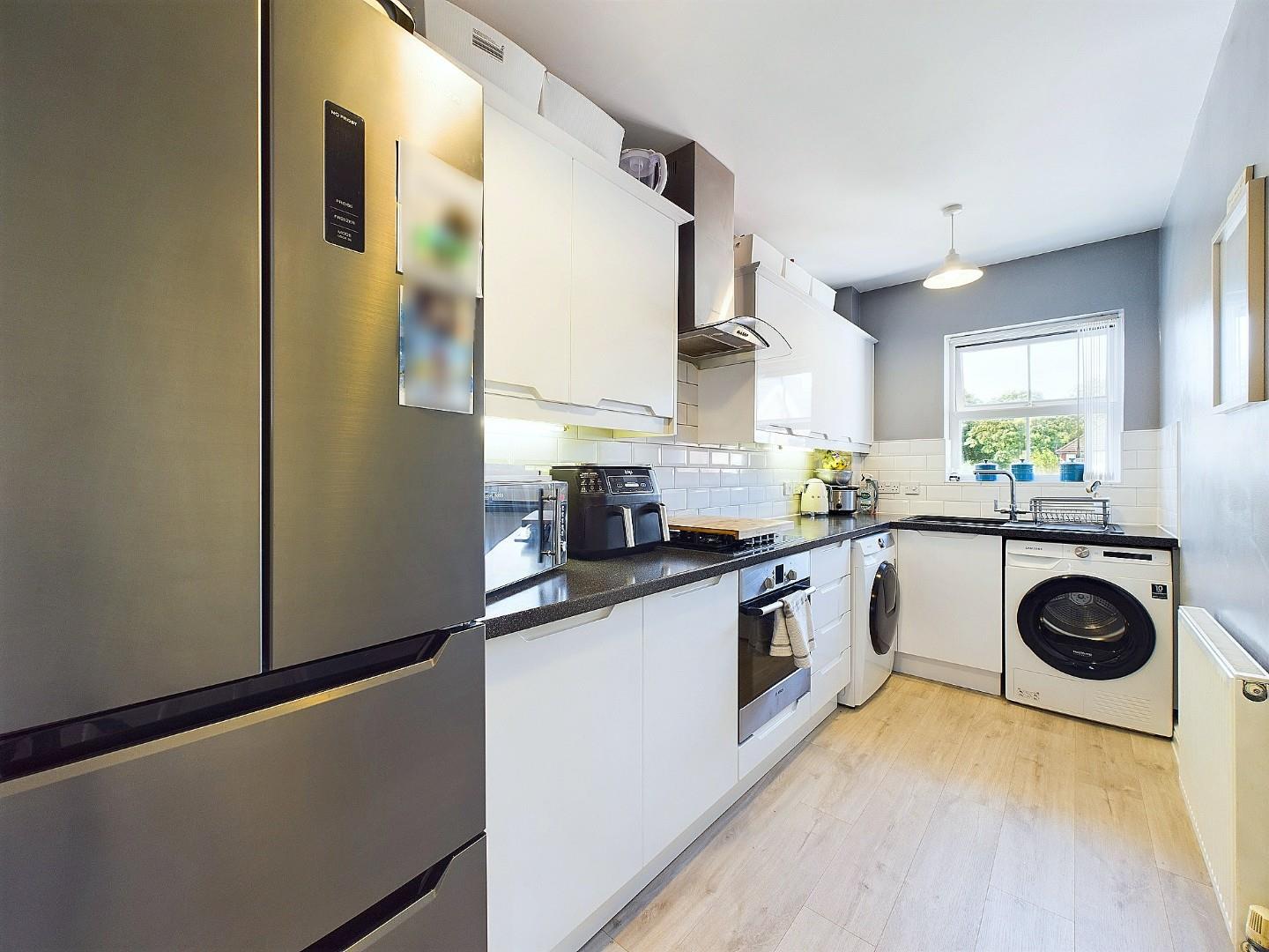 2 bedroom Apartment Let
