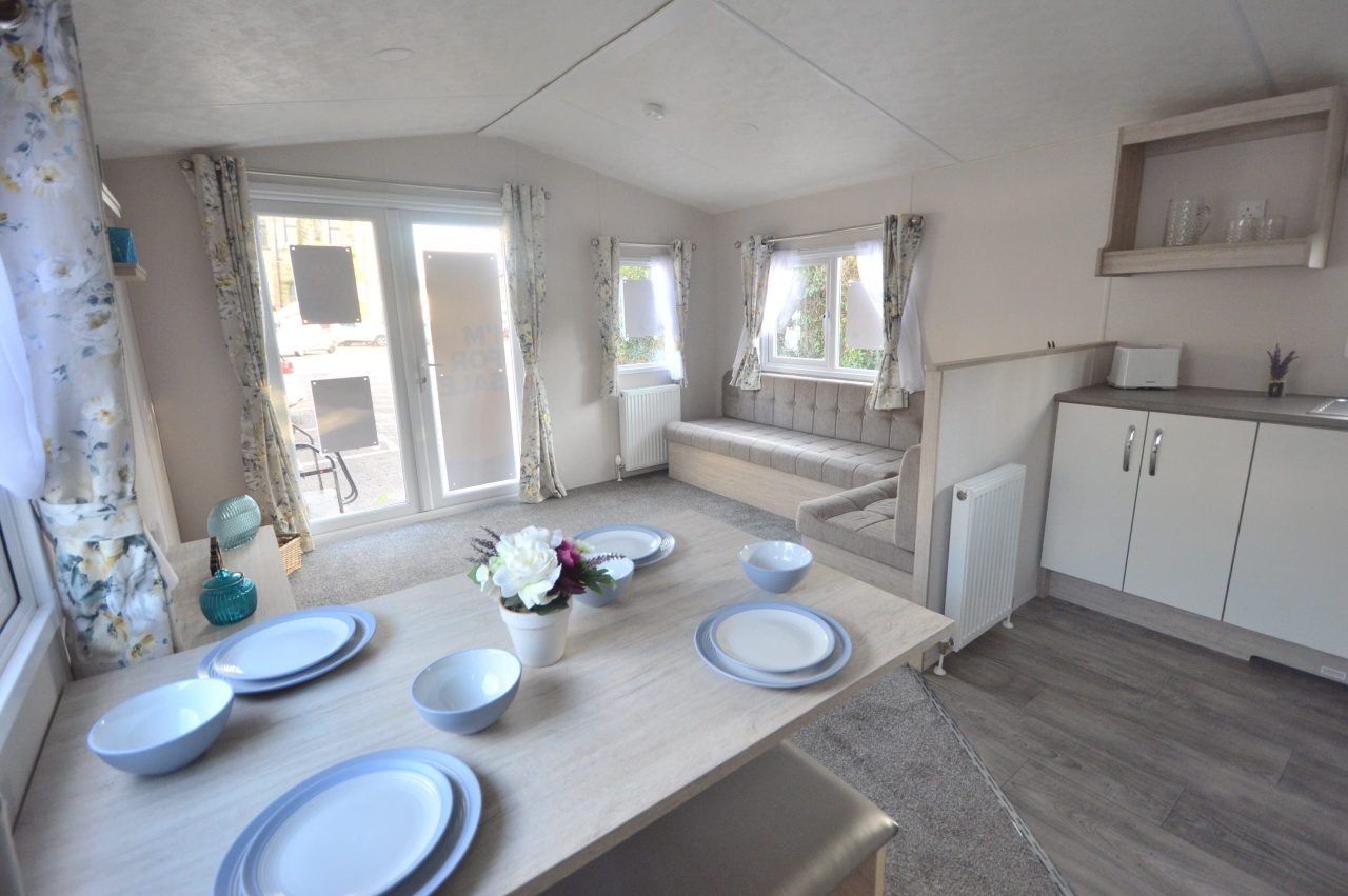 2 bedroom Static Home For Sale