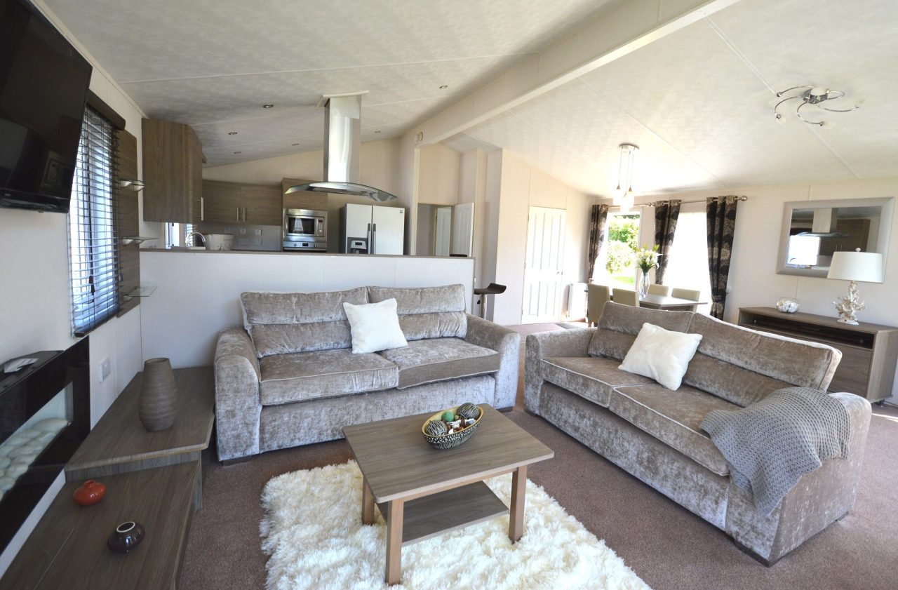 2 bedroom Lodge For Sale