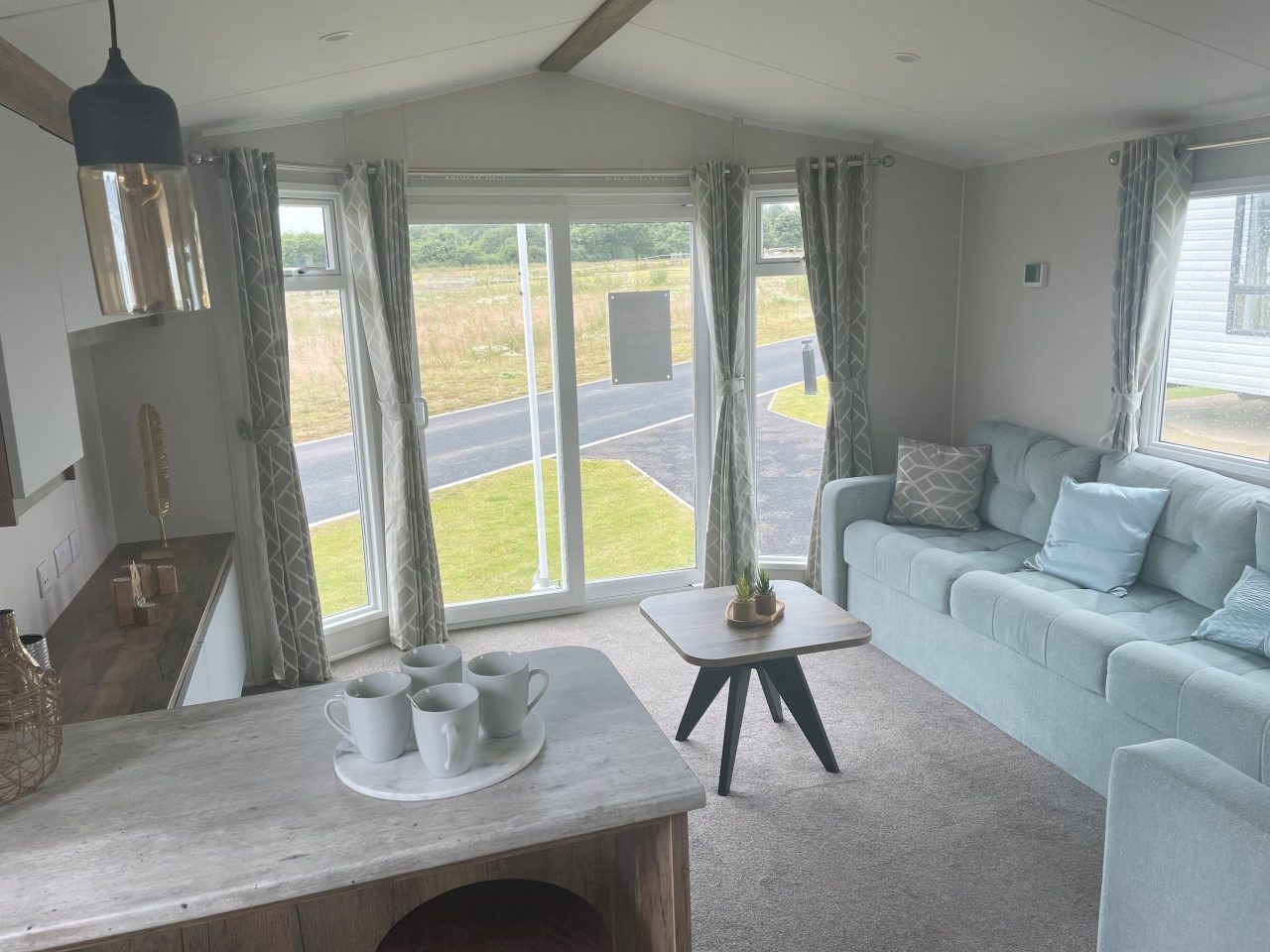 2 bedroom Static Home For Sale