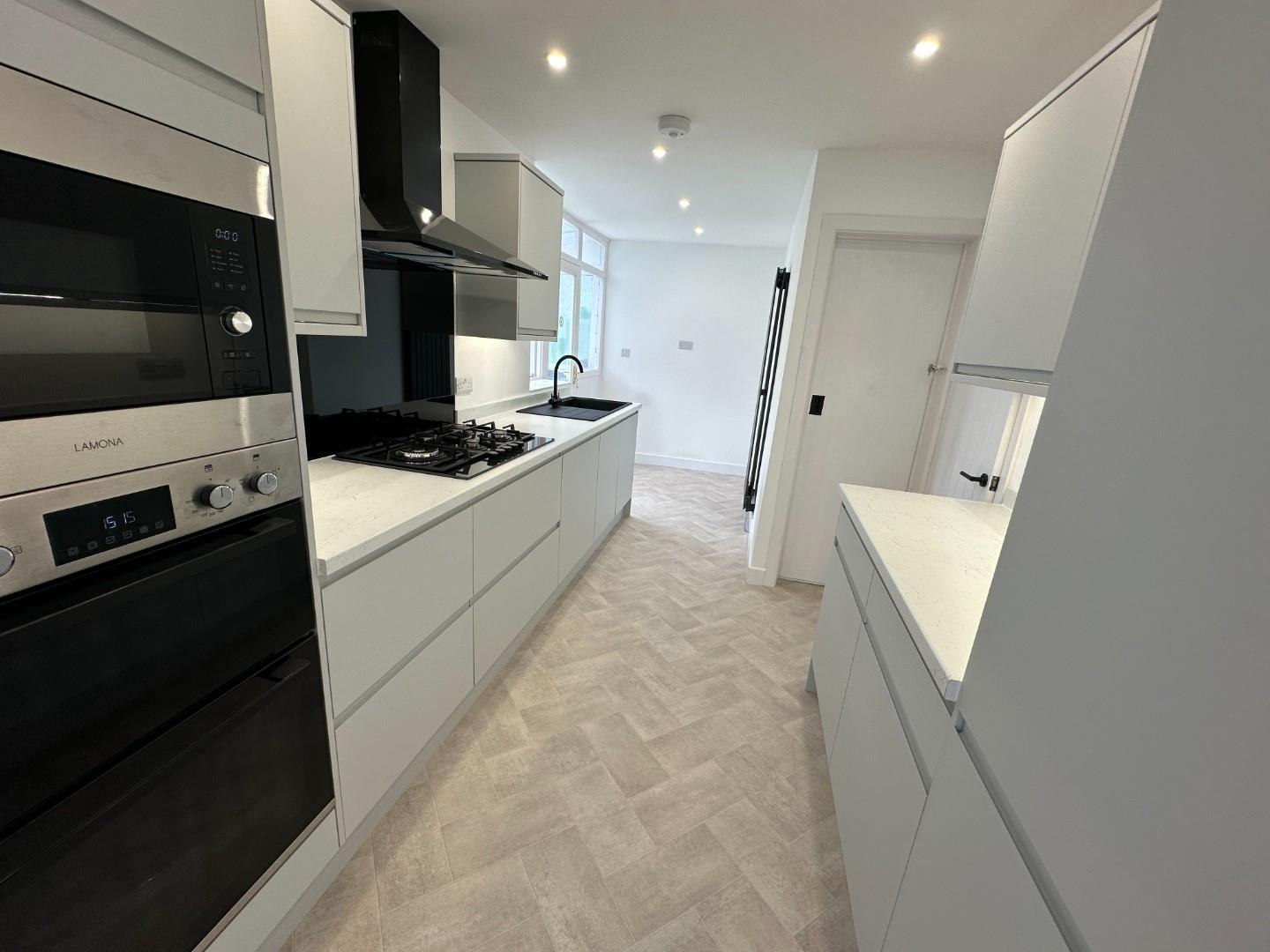 4 bedroom Semi-Detached Let Agreed