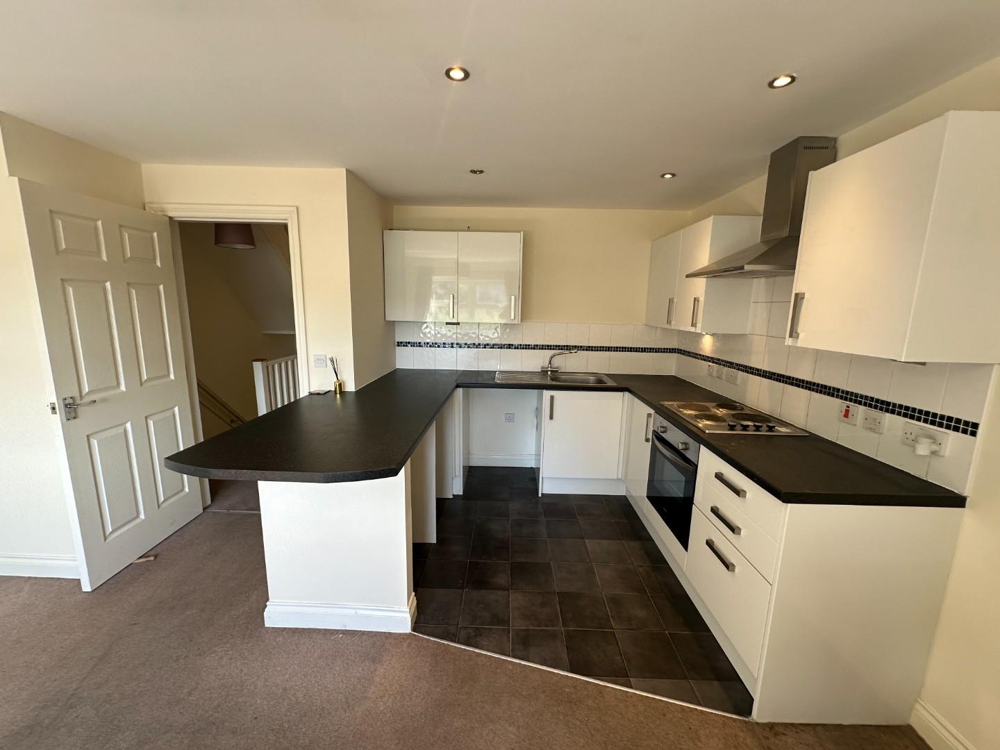 2 bedroom Apartment Let Agreed
