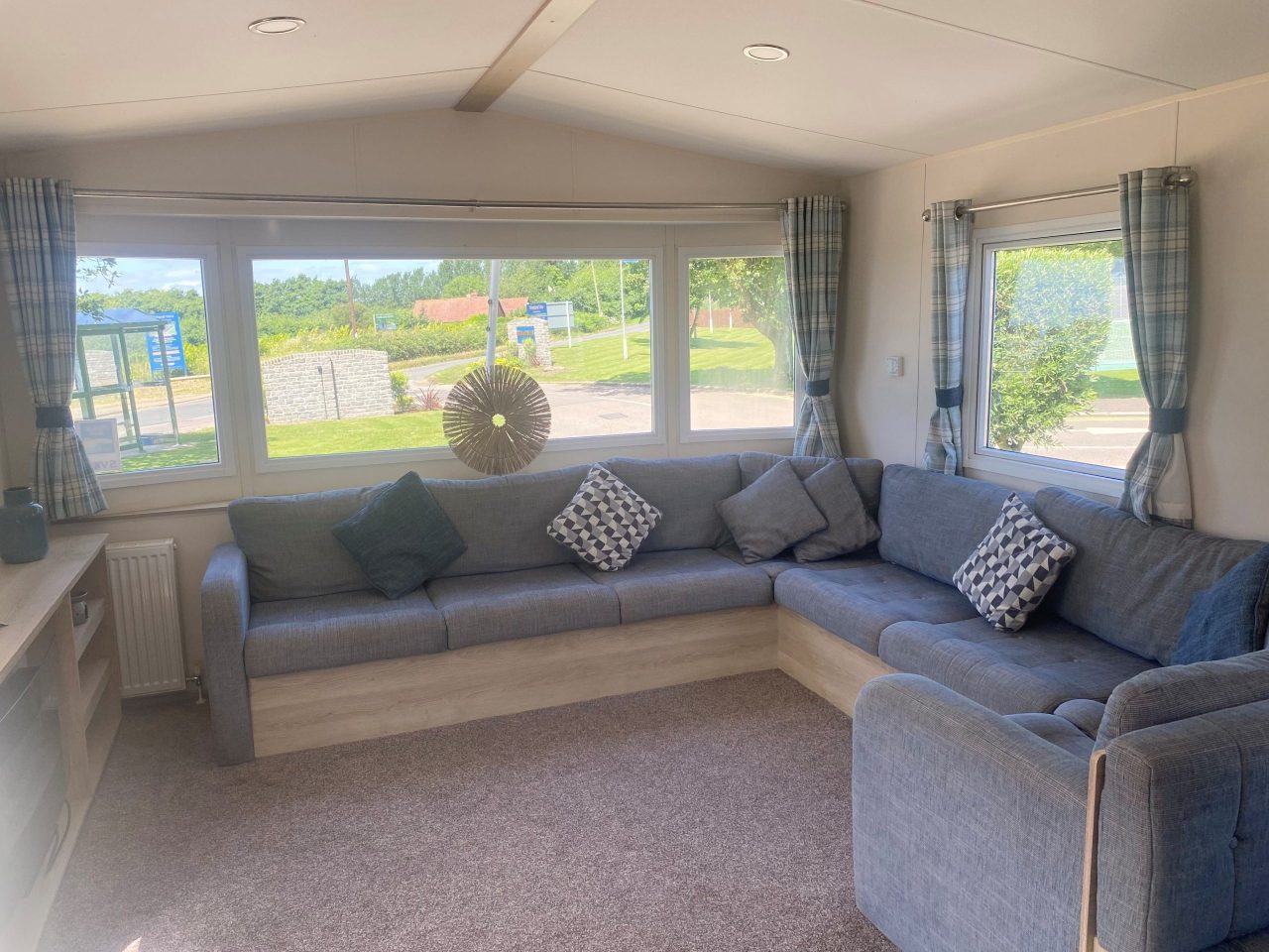 3 bedroom Static Home For Sale