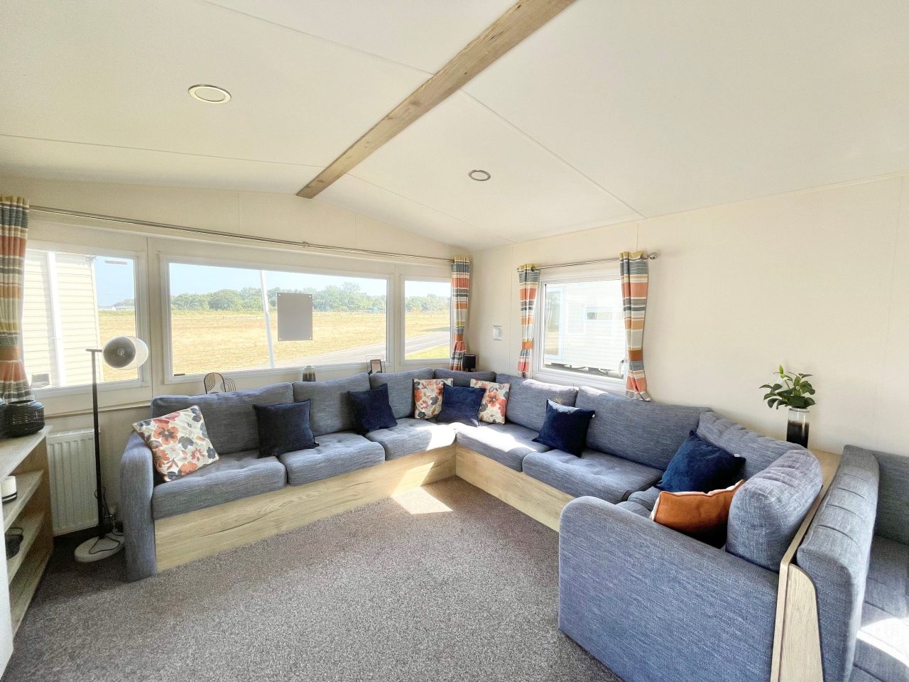 3 bedroom Static Home For Sale