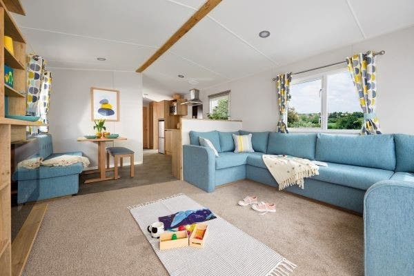 2 bedroom Static Home For Sale