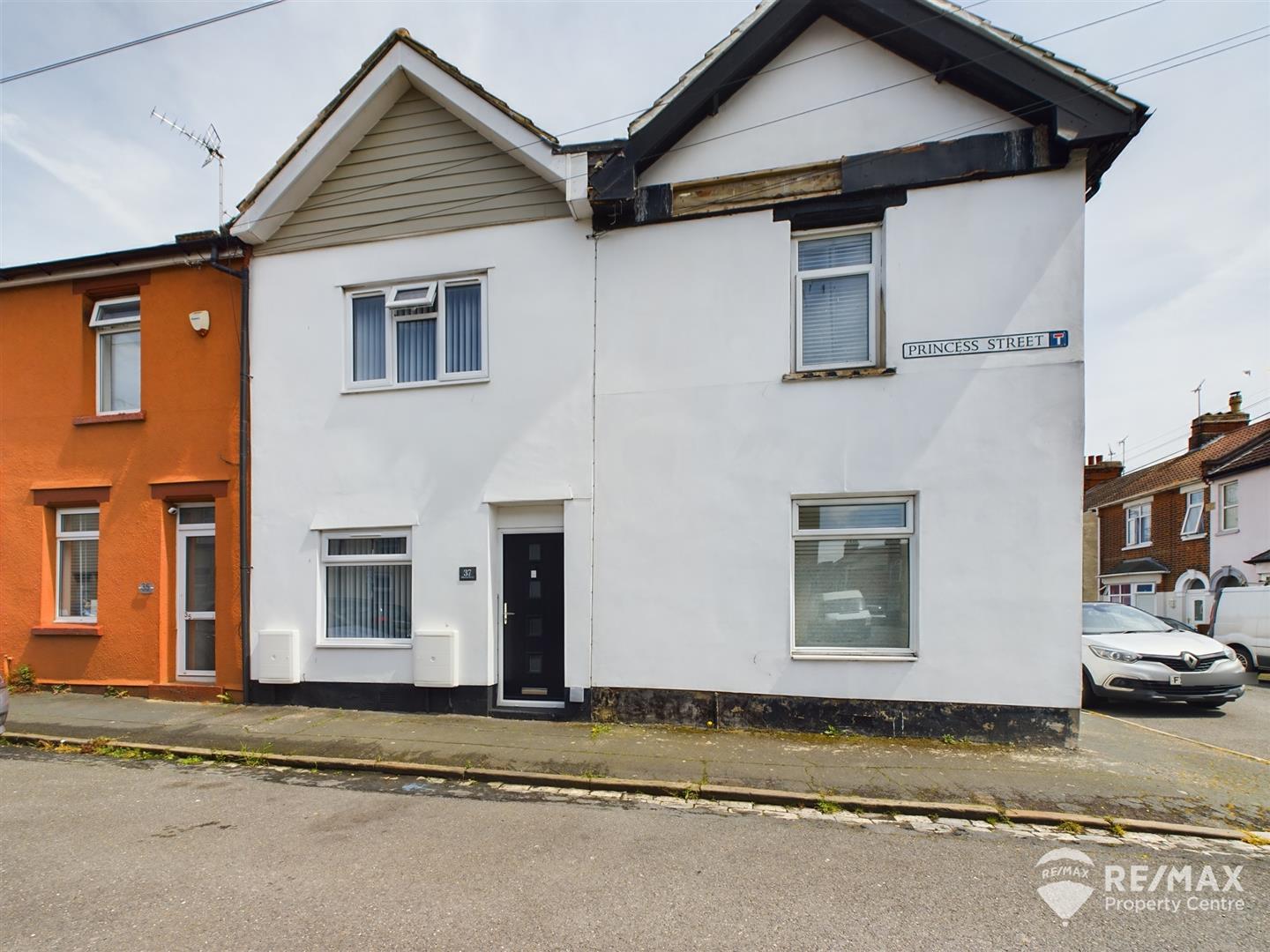 3 bedroom Terraced House SSTC