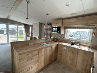 2 bedroom Lodge For Sale