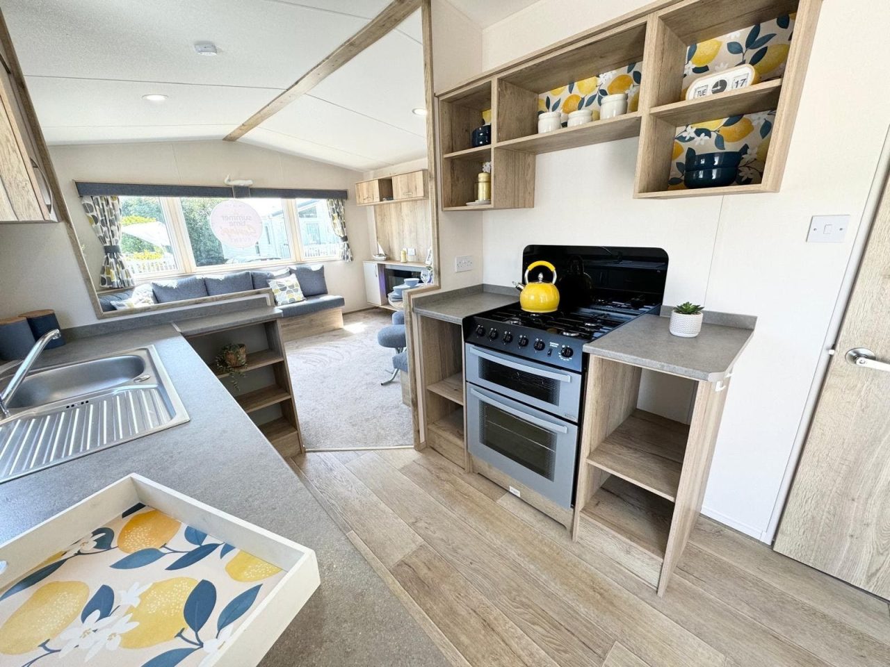 2 bedroom Static Home For Sale