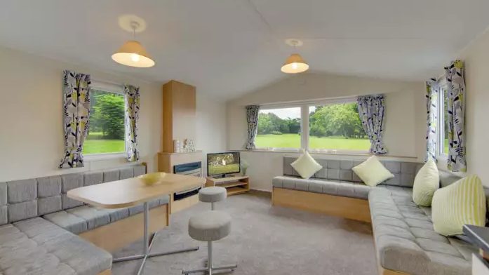 2 bedroom Static Home For Sale