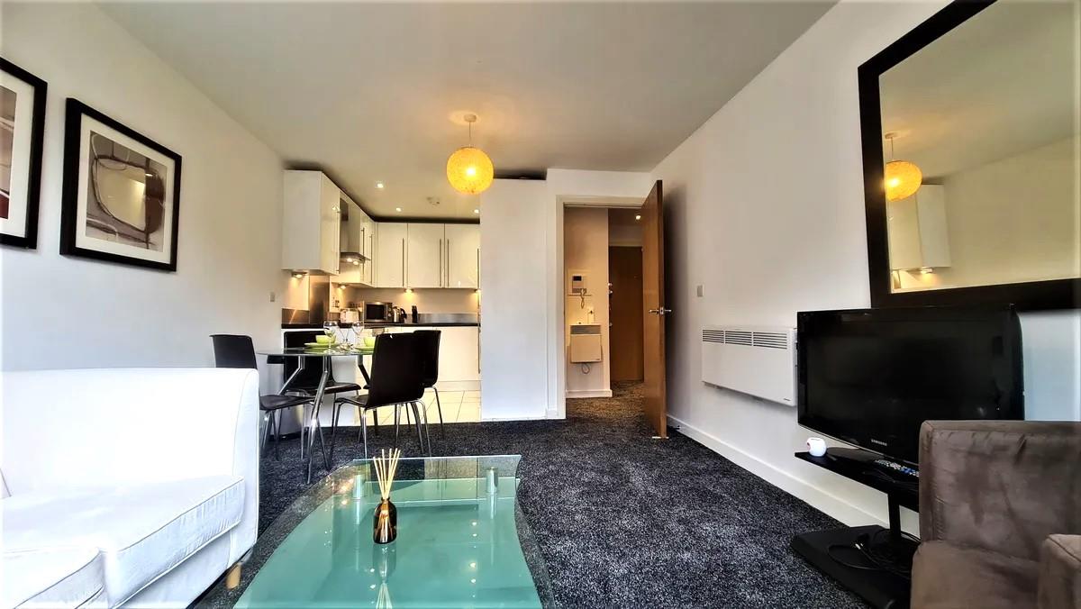 1 bedroom Apartment Let