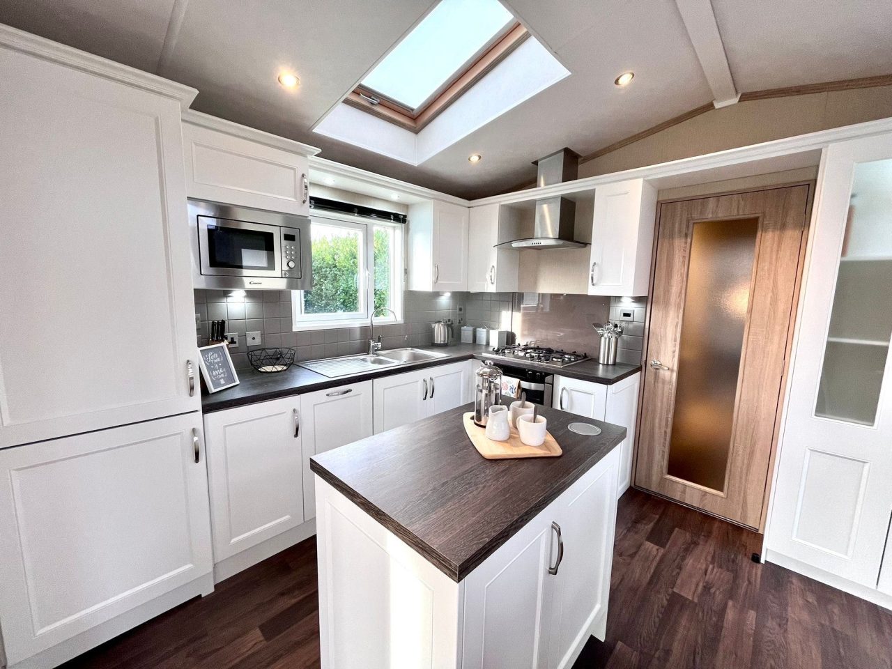 3 bedroom Lodge For Sale