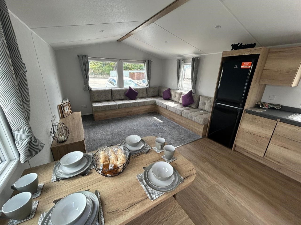 2 bedroom Static Home For Sale