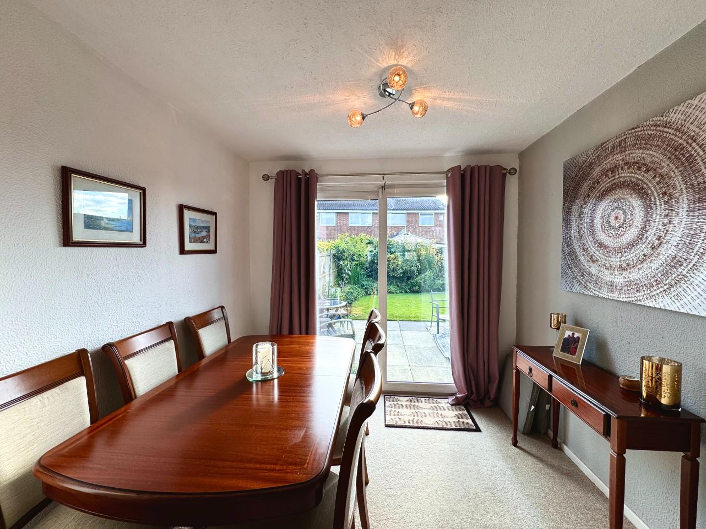 3 bedroom Semi-Detached SSTC