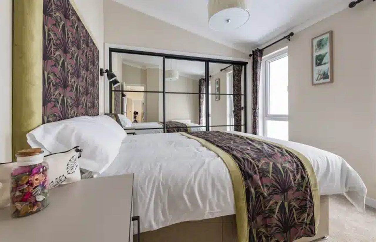 2 bedroom Property For Sale