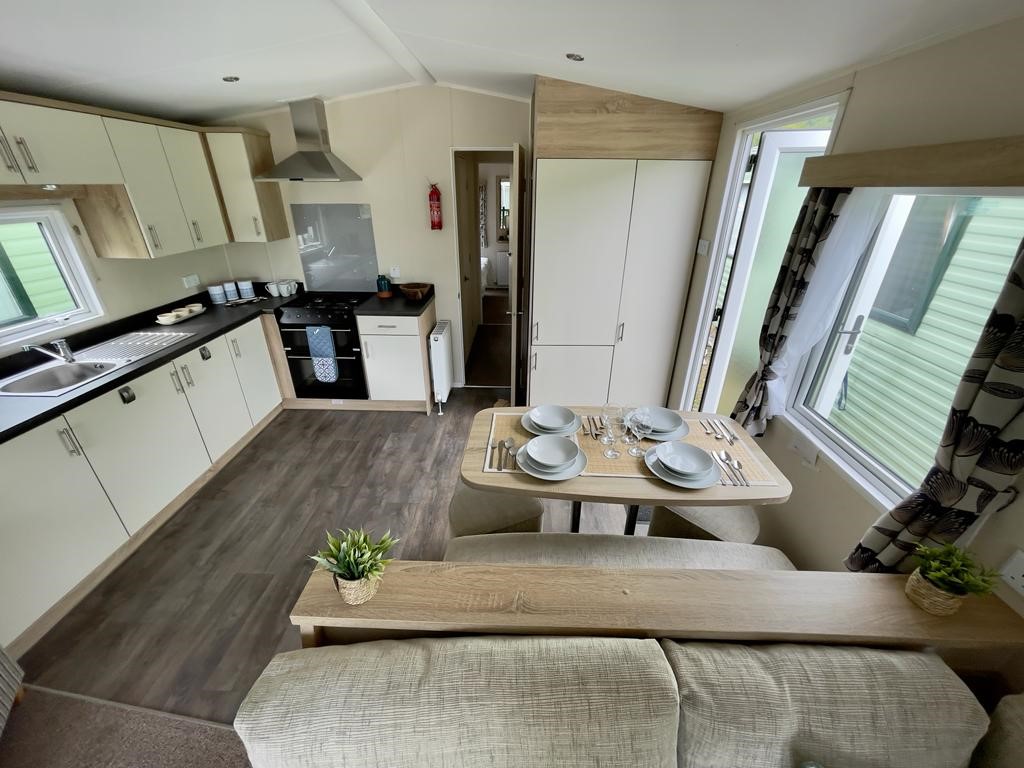 2 bedroom Static Home For Sale